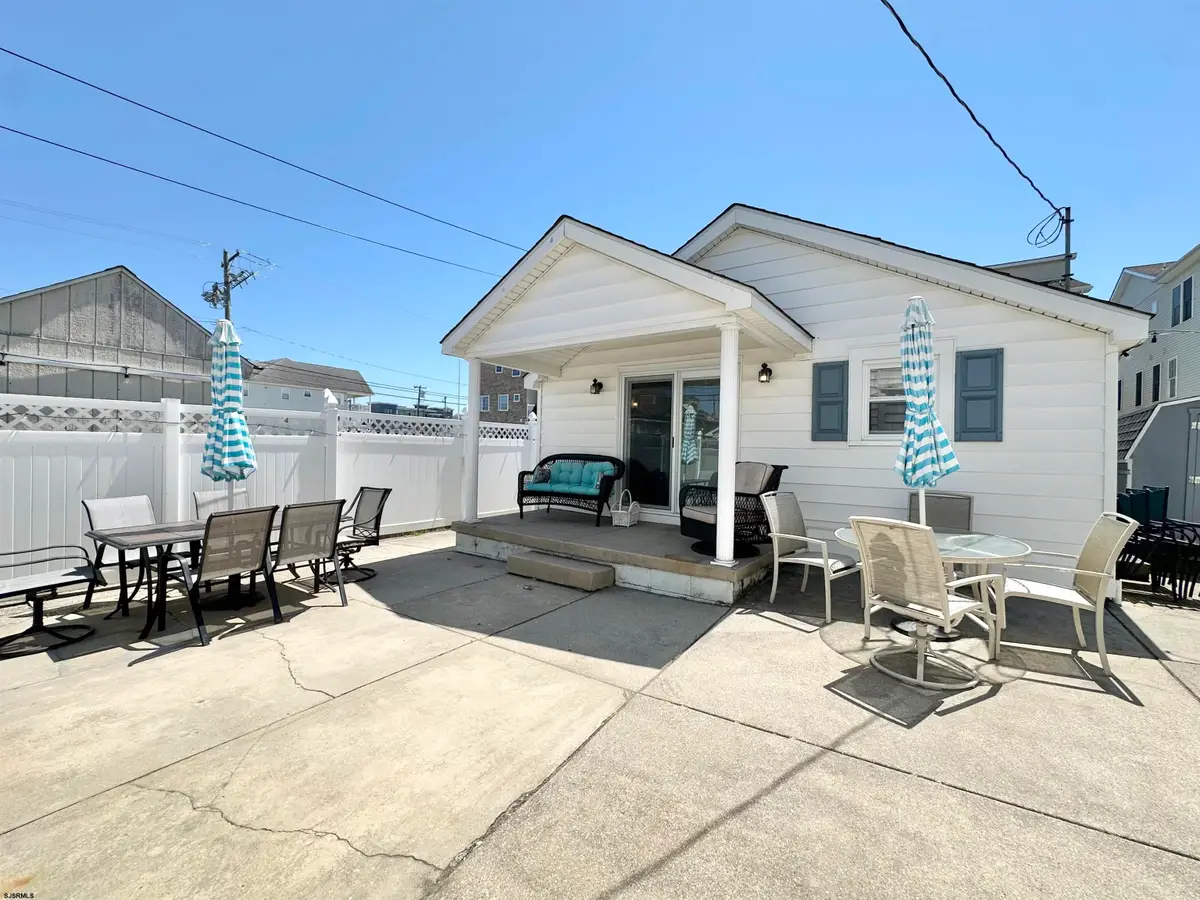 148 E Burk Ave #C, Wildwood, NJ 08260-1647 - #1