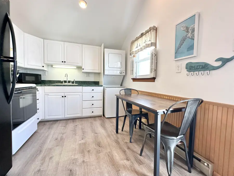 148 E Burk Ave #C, Wildwood, NJ 08260-1647 - #2