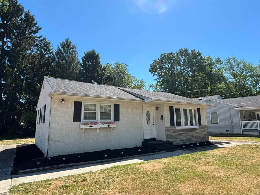 11 Oxford Dr, Somers Point, NJ 08244 - #2