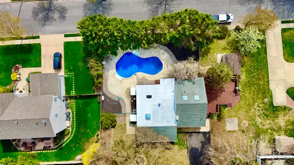 11 Dani Dr, Northfield, NJ 08225