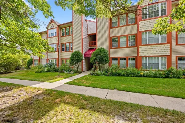77 Trotters Ln #503, Galloway Township, NJ 08205