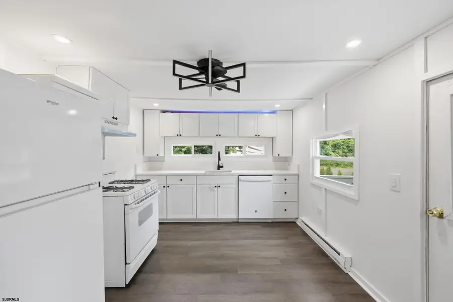 204 Elmwood Ave, Egg Harbor, NJ 08234 - #3