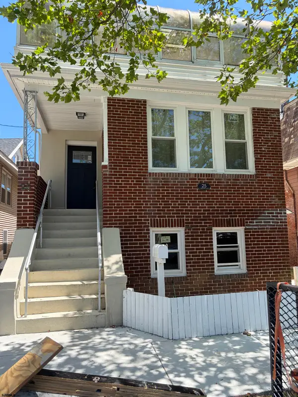 25 N Aberdeen Pl, Atlantic City, NJ 08401