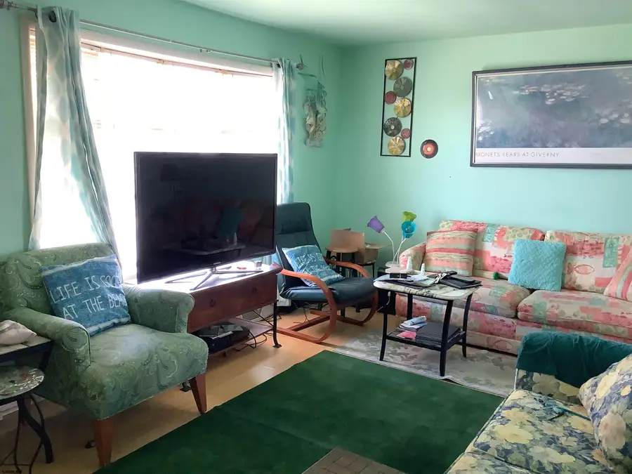 205 Fox Pl, Egg Harbor, NJ 08234 - #2
