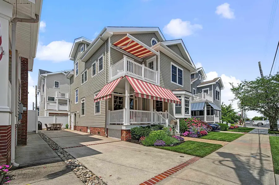 4 S Huntington Ave, Margate City, NJ 08402 - #2