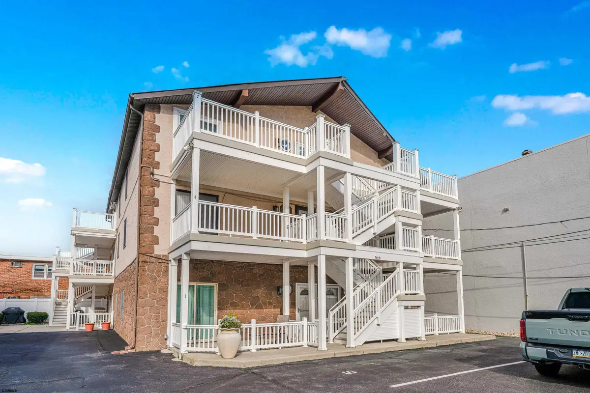 9609 Pacific Ave #8, Margate City, NJ 08402 - #1