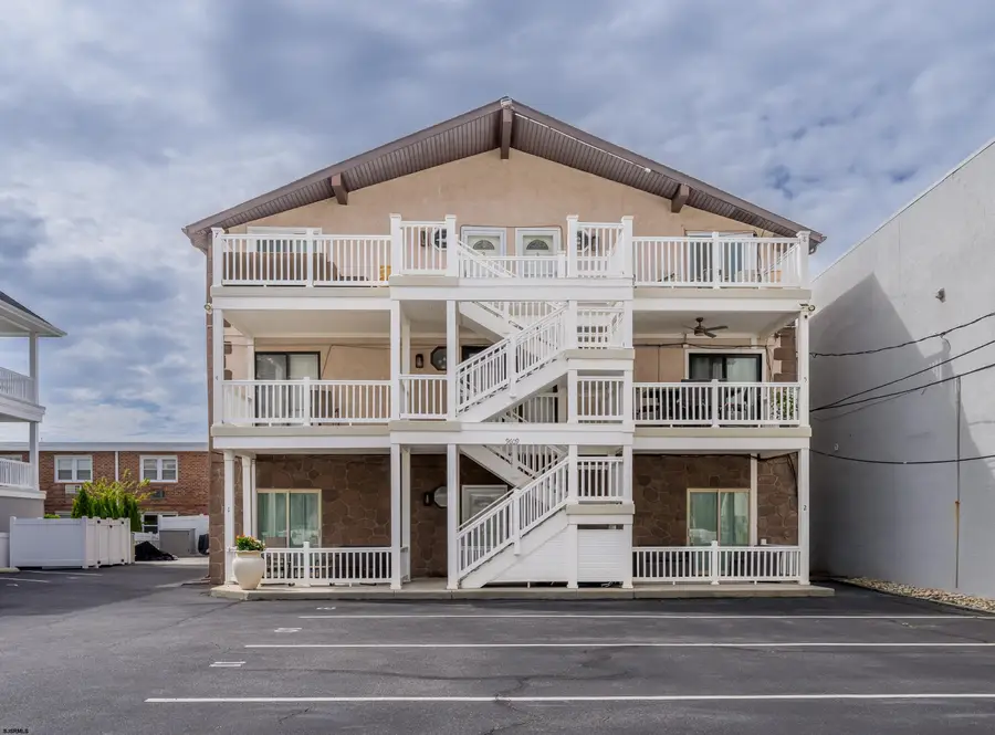9609 Pacific Ave #8, Margate City, NJ 08402 - #3