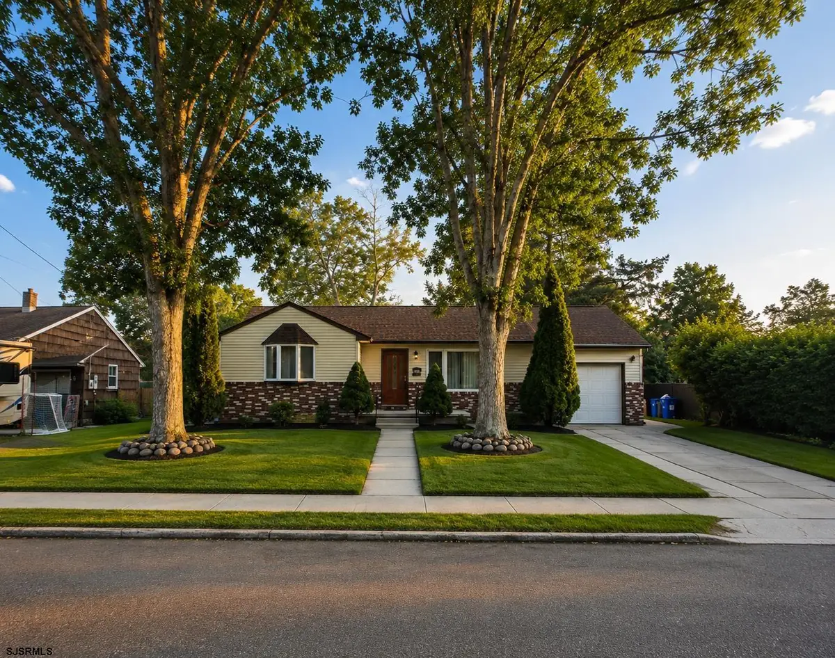 230 Ridgewood Dr, Northfield, NJ 08225 - #1