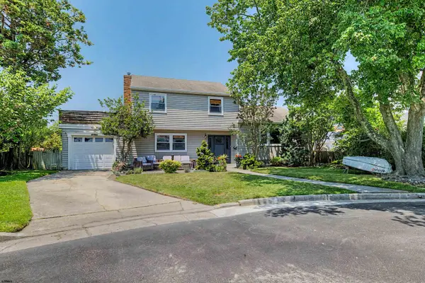 5 Exeter Ct, Margate, NJ 08402