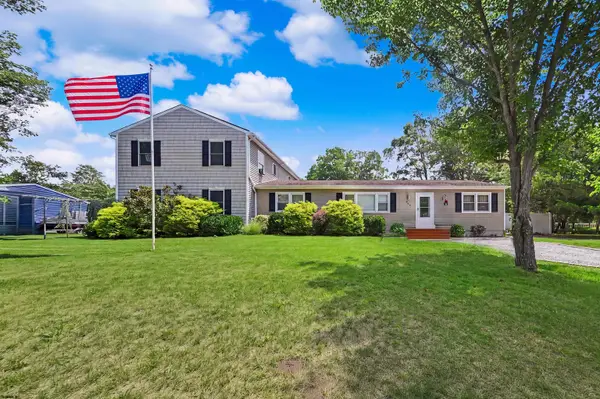 703 David Ln, Egg Harbor Township, NJ 08234