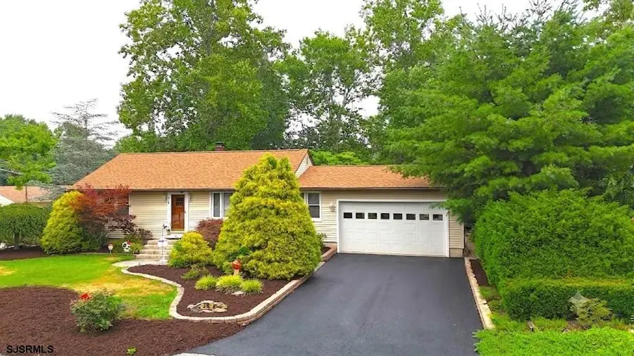 219 N Madison Ave, Hammonton, NJ 08037 - #2