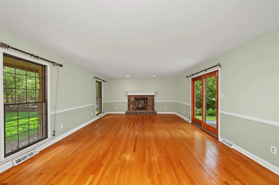 108 Sterling Dr, Galloway, NJ 08205 - #3