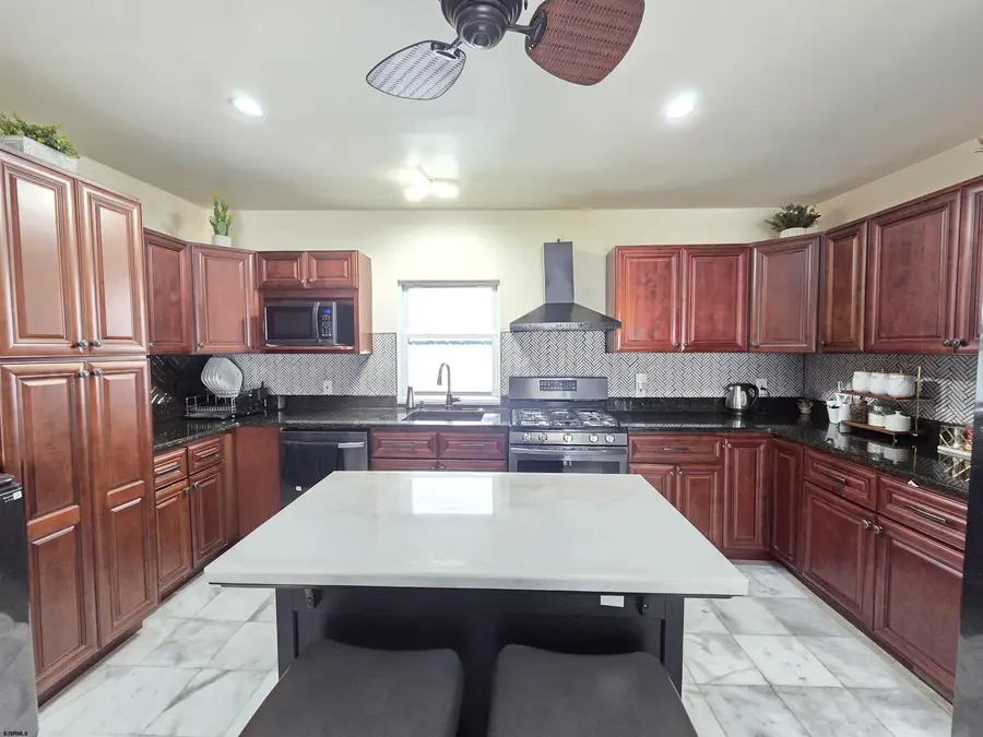 6315 Monmouth Ave, Ventnor City, NJ 08406 - #3
