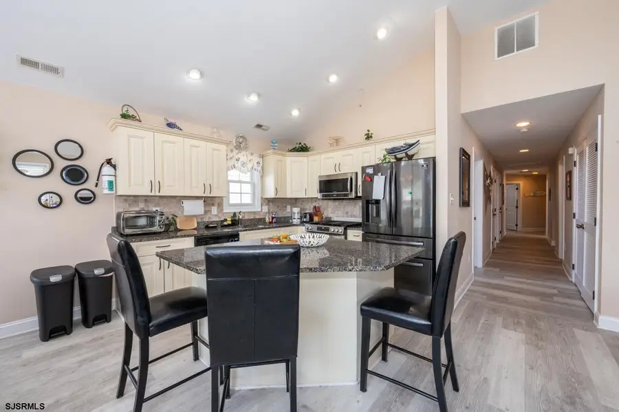 916 Ocean Ave #3rd floor, Ocean City, NJ 08226 - #2