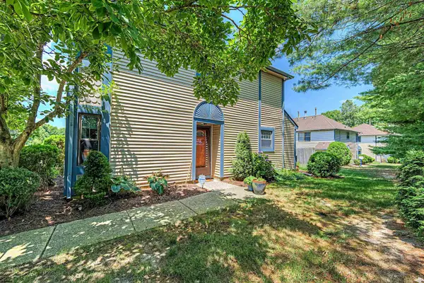 1 Cambridge #1, Egg Harbor Township, NJ 08234