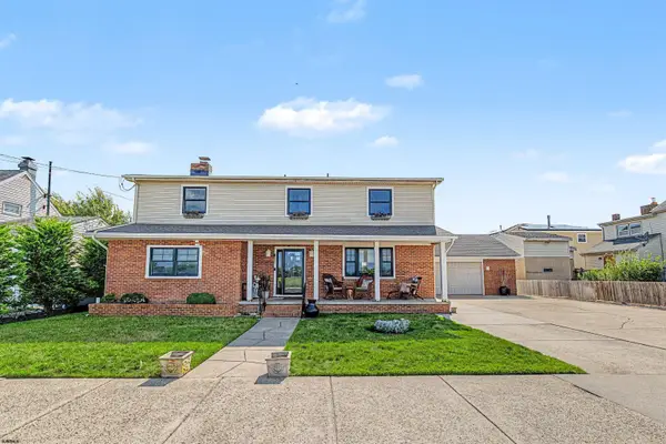412 N Surrey Ave, Ventnor Heights, NJ 08406