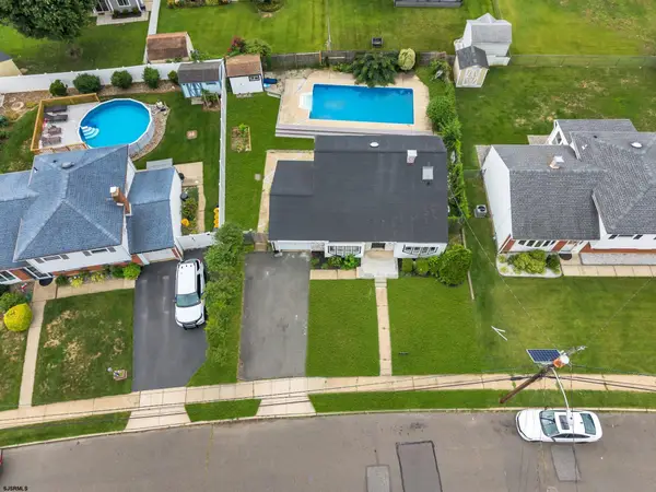 16 Falmouth Road, Hamilton Township, NJ 08620