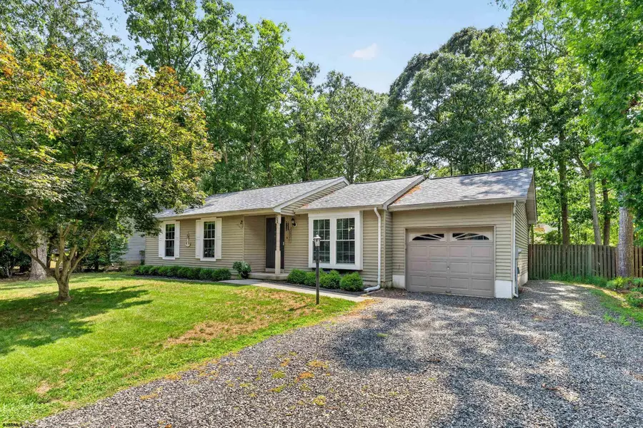 702 Moonraker Ct, Smithville, NJ 08205 - #2