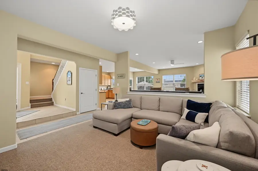 231 S 10th St, Brigantine, NJ 08203 - #3