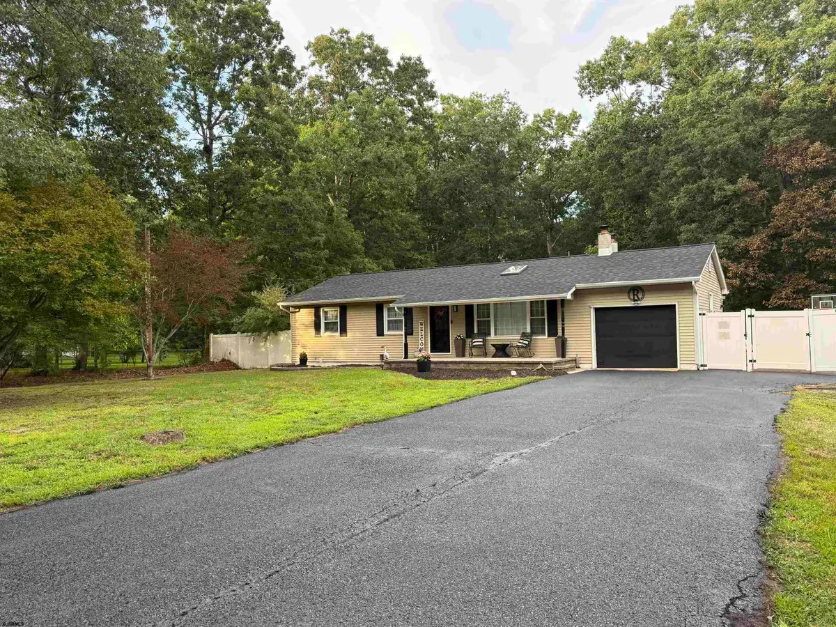 18 Pennsylvania Ave, Dorothy, NJ 08317 - #1