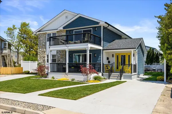 344-346 Hampshire Dr, Ventnor, NJ 08406