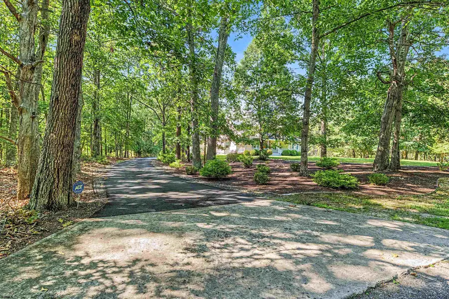 105 S Genoa Ave, Galloway, NJ 08205 - #2