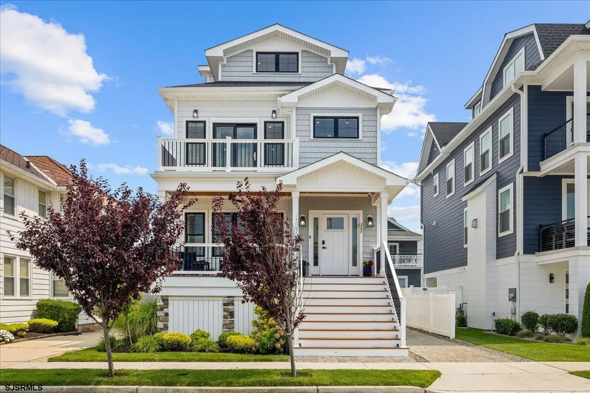 207 N Rumson Ave, Margate City, NJ 08402-1345 - #1
