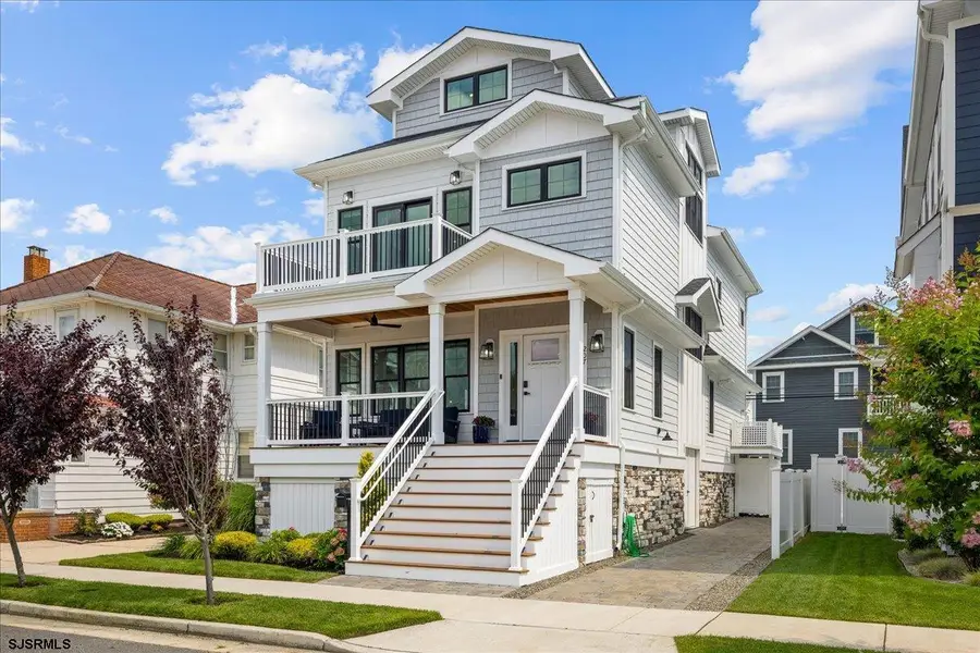 207 N Rumson Ave, Margate City, NJ 08402-1345 - #2