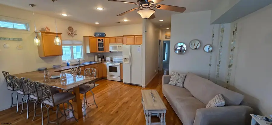 612 W Beach Ave #D, Brigantine, NJ 08203 - #2