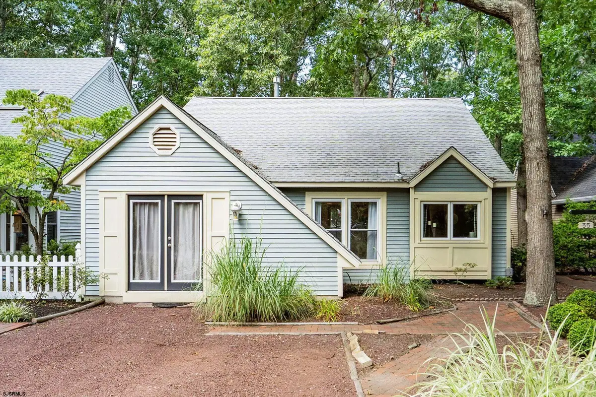35 N Quail Hill Blvd, Smithville, NJ 08205 - #1
