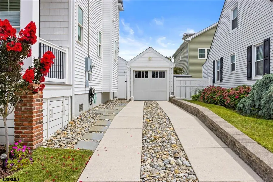119 N Barclay Ave, Margate City, NJ 08402 - #3