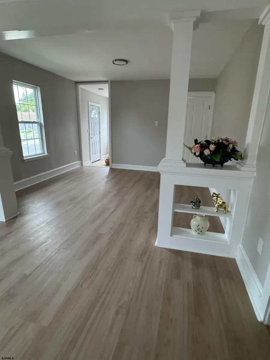 18 E Lindley Ave, Pleasantville, NJ 08232 - #2
