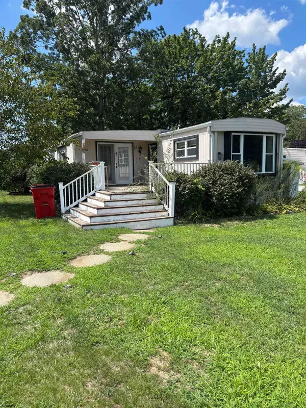 2528 Tilton Rd South Carolina Trlr 24, Egg Harbor Township, NJ 08234