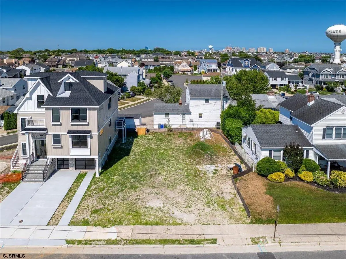 321 N Huntington Ave, Margate City, NJ 08402 - #1