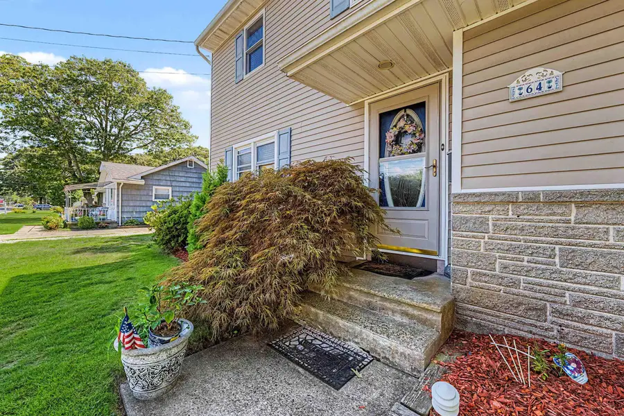 64 W Laurel Dr, Somers Point, NJ 08244 - #3