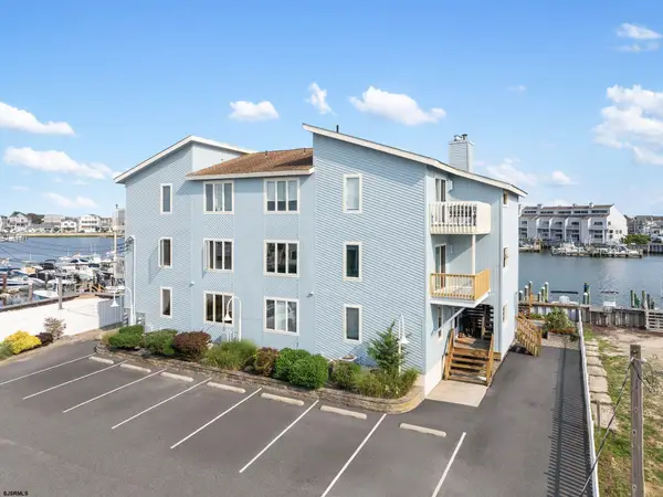 444 W Shore Dr #4, Brigantine, NJ 08203-2441