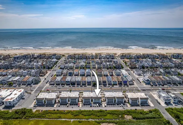 4442 West Ave #8, Ocean City, NJ 08226