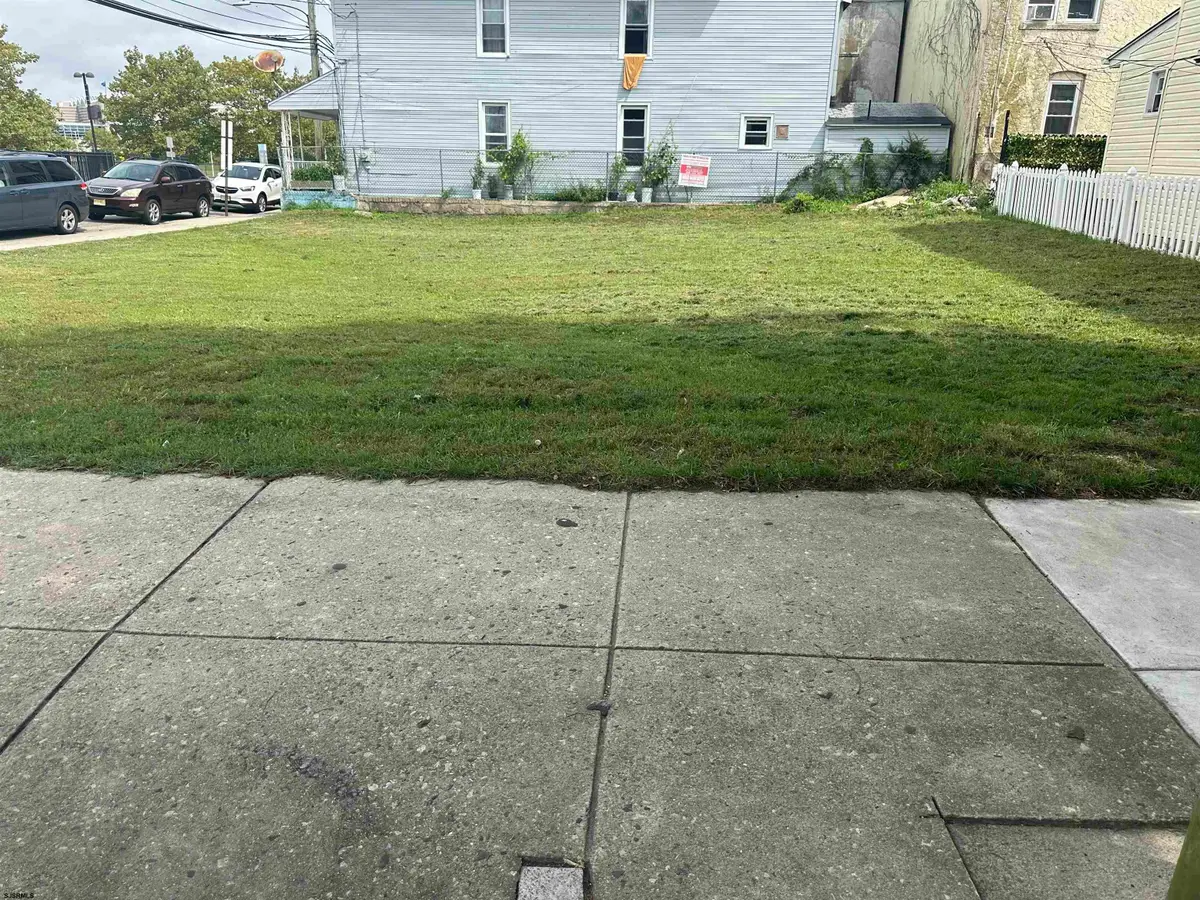 135-137 N Georgia Ave, Atlantic City, NJ 08401 - #1