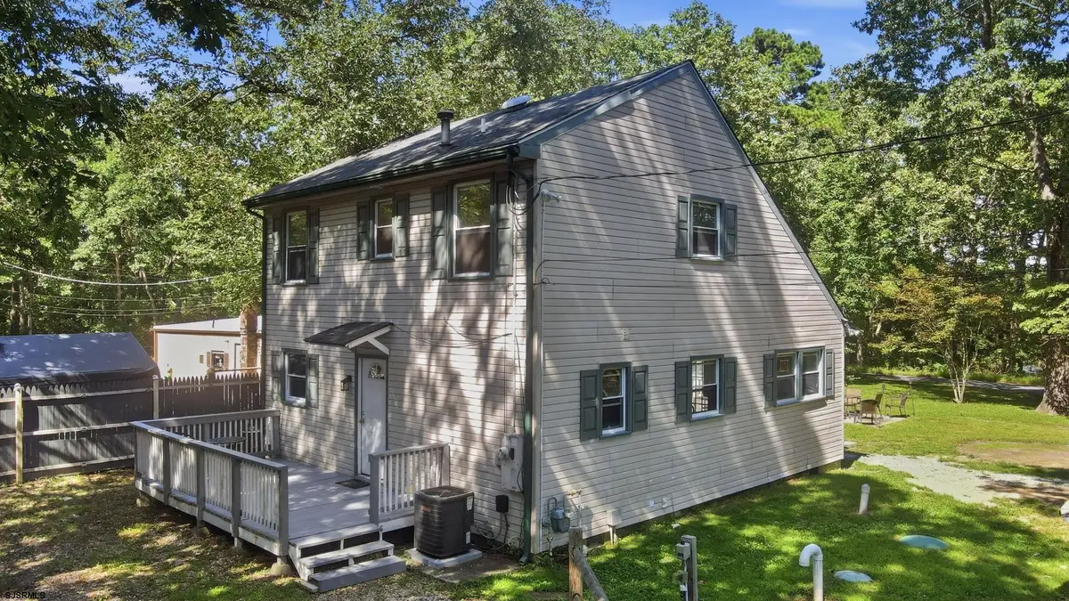 707 Lakeshore Dr, Millville, NJ 08332-6028 - #1