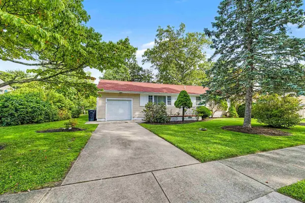608 Yarmouth Ave, Absecon, NJ 08201