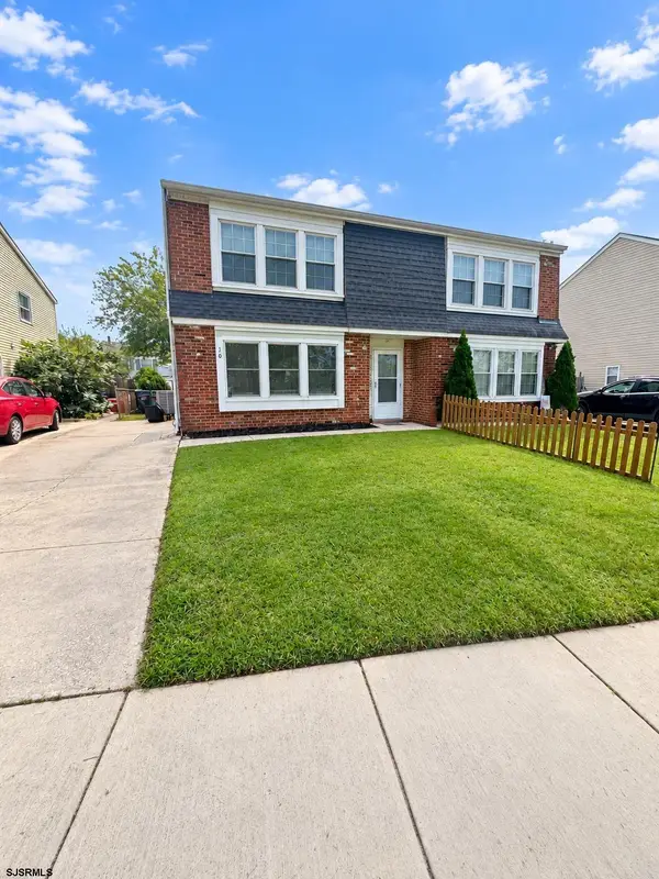 10 Fomalhaut Ct, Turnersville, NJ 08012