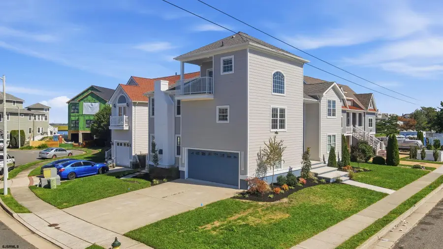 909 N Burghley Ave, Ventnor City, NJ 08406 - #2