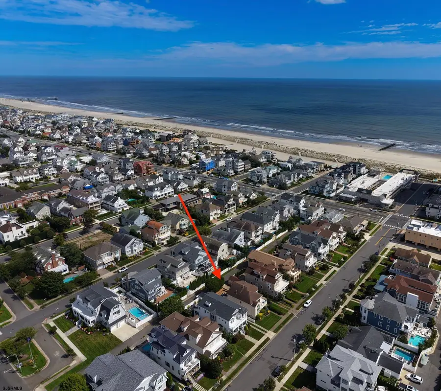 15 S Cedargrove Ave, Margate City, NJ 08402 - #3