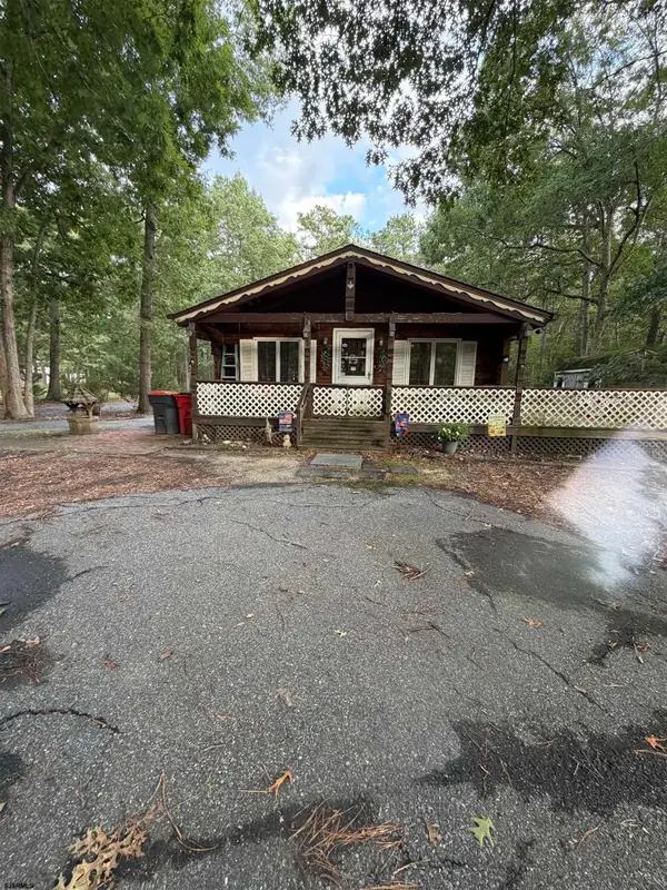 612 1st Ave, Absecon Highlands, NJ 08205