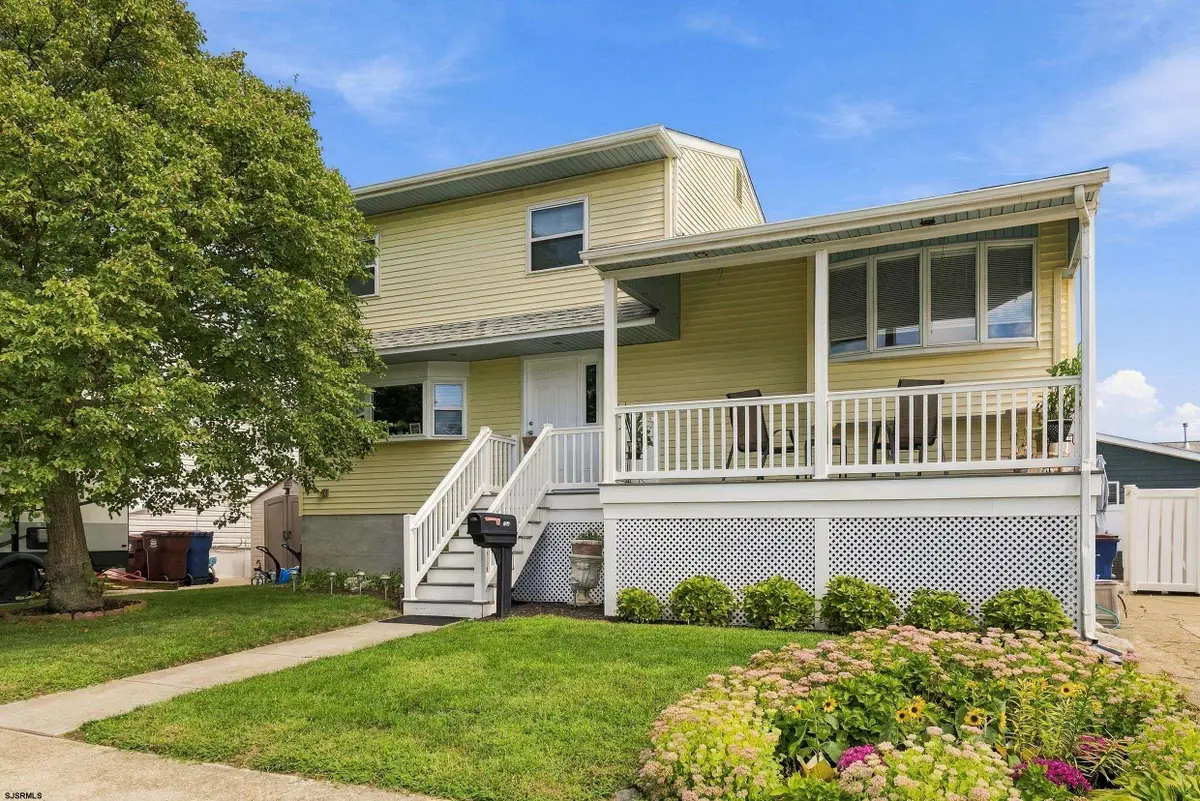 611 N Cambridge Ave, Ventnor City, NJ 08406 - #1
