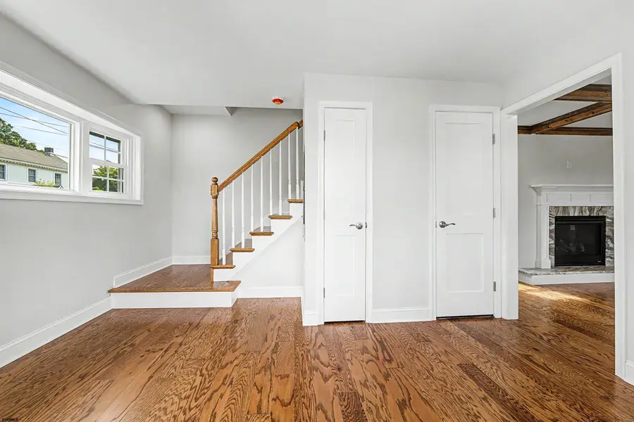 4 S Maple Ave, New Gretna, NJ 08224 - #3