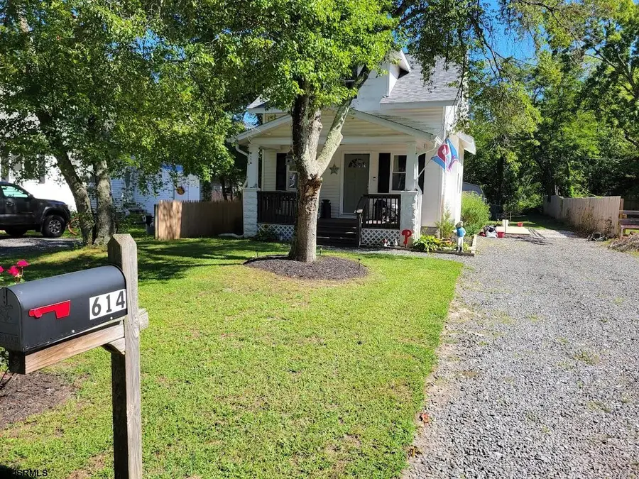 614 Norfolk Ave, Egg Harbor City, NJ 08215 - #3