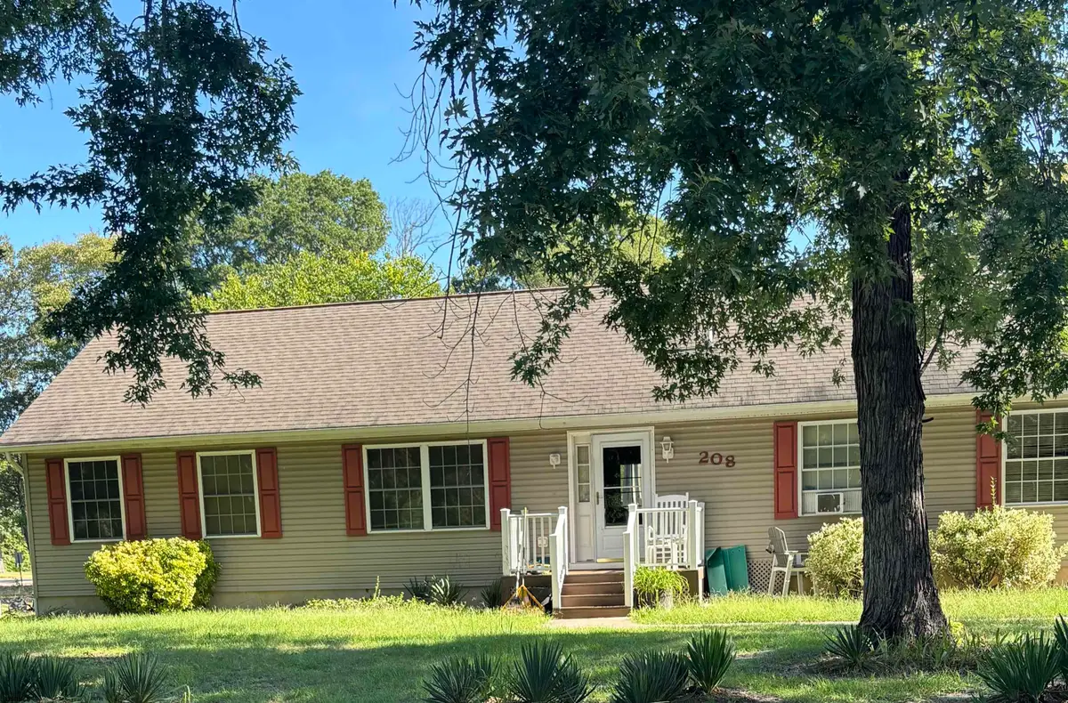 208 E Atlantic Ave, Cape May Court House, NJ 08210 - #1