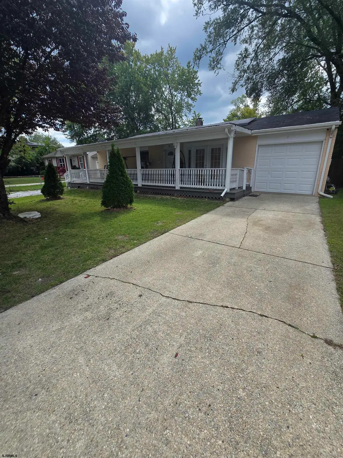 811 Spruce Ave, Pleasantville, NJ 08232 - #1