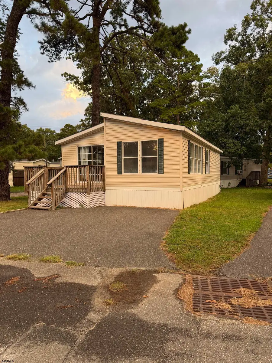 275 W Park Ave, Egg Harbor City, NJ 08215 - #3